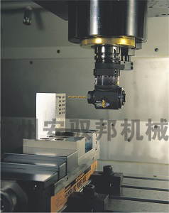 MST萬(wàn)向角度頭,小型萬(wàn)向銑頭加工圖片